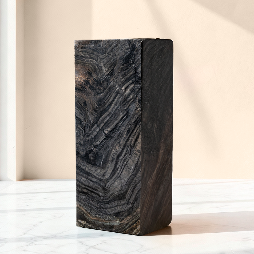 SCOGLIO Plinth Jurassic Black Medium